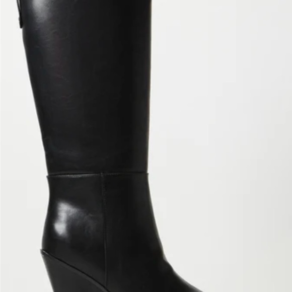Western Black Heeled Boots - Picture 4 of 4